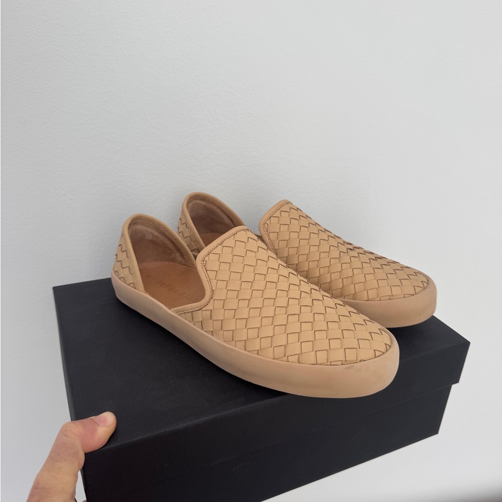 Freda Salvador Eddy D’orsay sneaker NWT